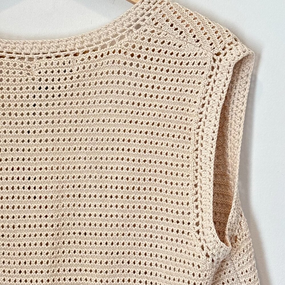 Sincerely Jules Crochet Open Knit Sleeveless Top Button SZ Large Beach Boho NEW - Picture 15 of 16